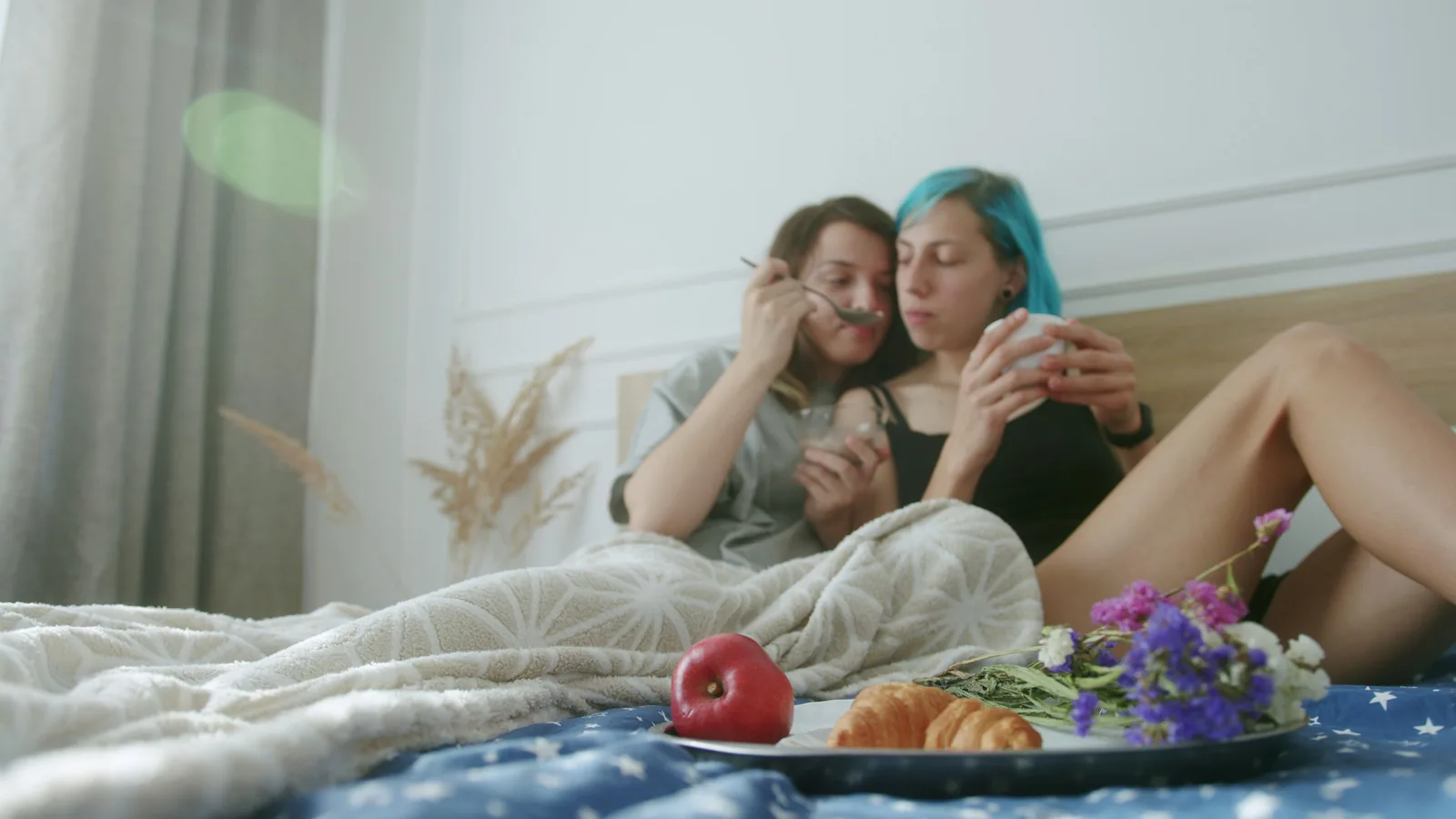 A Practical Guide To A Low Stress Weekend Breakfast For Friends At Home cover image